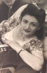 Sarrah Gelfer