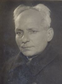 Михаил Левитов