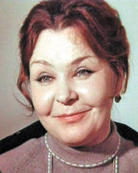 Nina Urgant