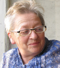 Anna Pak