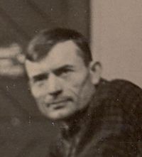 Петр Колесников