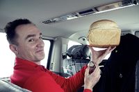 Анатолий Белоус