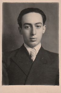 Лев