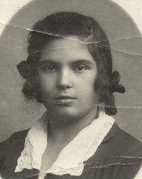 Liya-Reveka Aronovna Lina Arkadʹyevna Levintova (Shekhmeister)