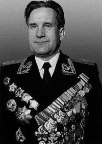 Георгий Холостяков