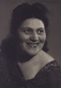 Asya (Rozinberg)