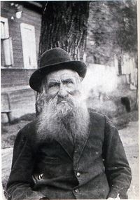 Yechiel Zelʹtserovich